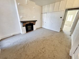Dining room- click for photo gallery